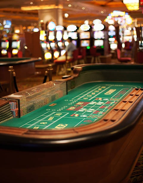 Payout table display showing fish types and multipliers